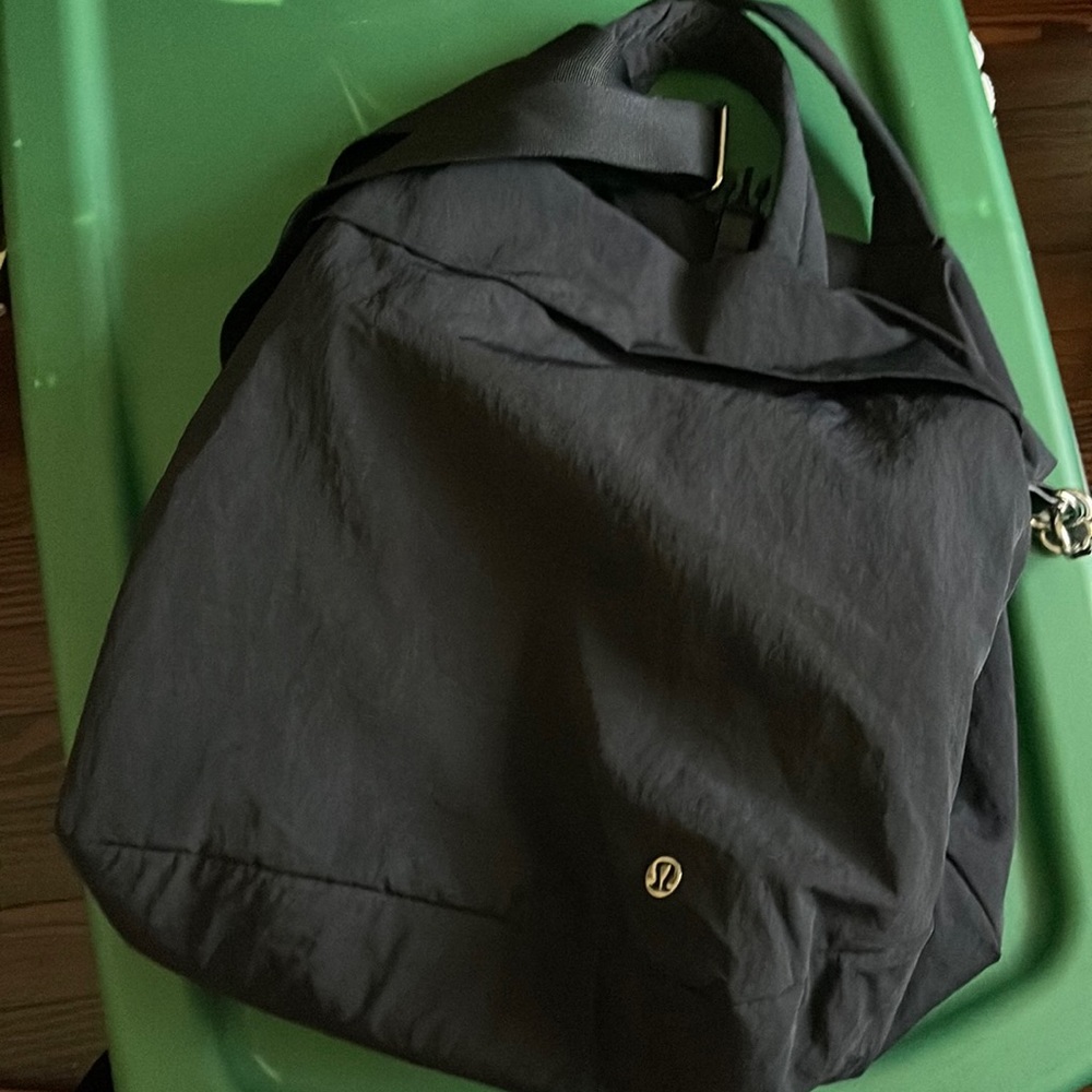 Lululemon On My Level Bag 2.0 19L black